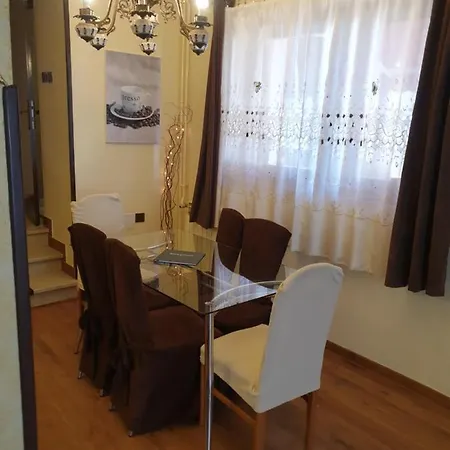 Barbara Chanel Apartment Porec
