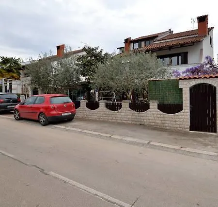 Apartment Barbara Chanel Porec